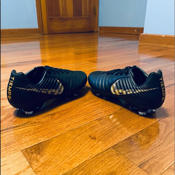 NIKE TIEMPO LEGEND 7 VII CLEATS SIZE 6 - Picture 6 of 12